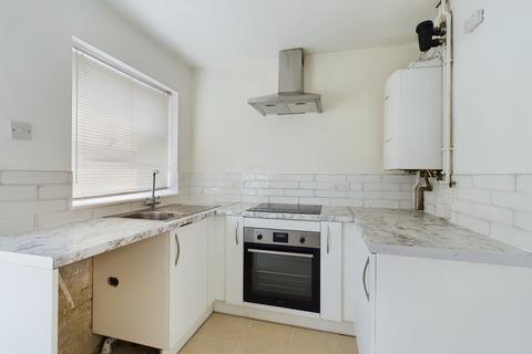 2 bedroom end of terrace house to rent, Lucas Terrace, Plymouth PL4