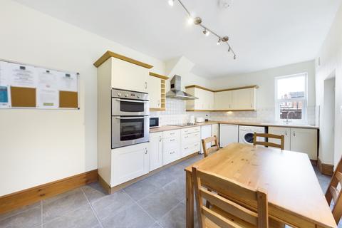 undefined, London Road, Northampton NN4