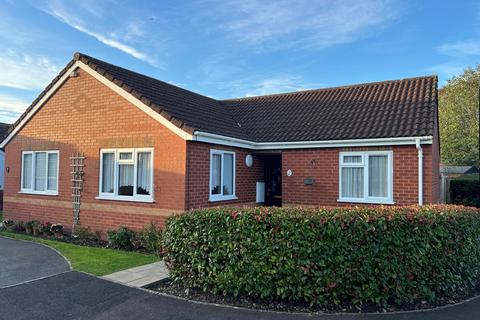 2 bedroom semi-detached bungalow for sale, Lansdown Gardens, Weston-super-Mare BS22