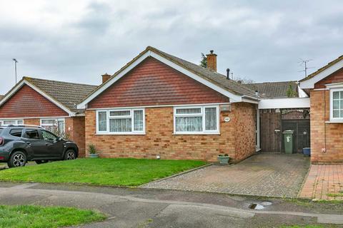 2 bedroom bungalow for sale, Calluna Drive, Bletchley, Milton Keynes