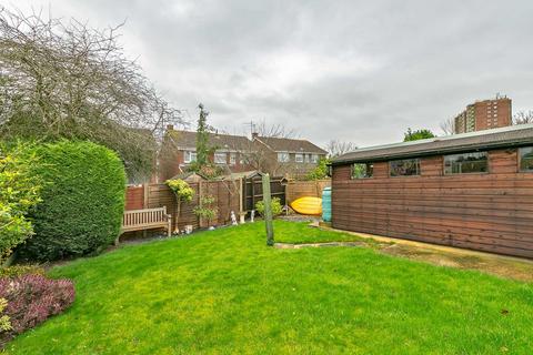 2 bedroom bungalow for sale, Calluna Drive, Bletchley, Milton Keynes