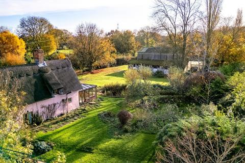 2 bedroom cottage for sale, Great Moulton, Norwich