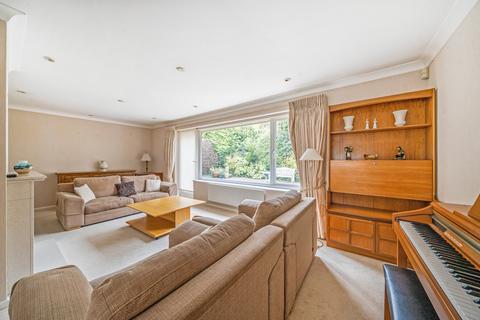 4 bedroom bungalow for sale, Heathfield Road, Surrey GU22