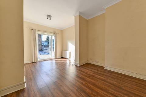 1 bedroom flat for sale, Blackstock Road, Finsbury Park, London, N4