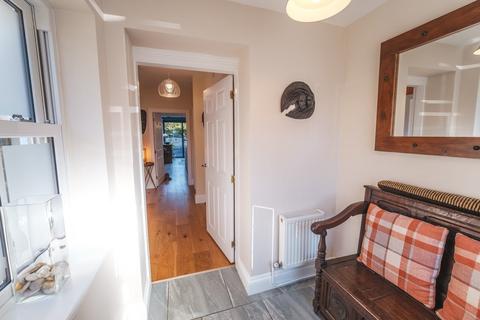 3 bedroom link detached house for sale, Hermitage Court, Richmond