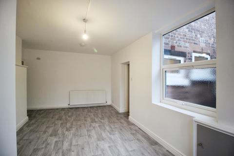 1 bedroom flat to rent, Westminster Road, Ellesmere Port CH65