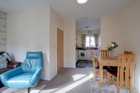 2 bedroom end of terrace house to rent, South Hayes Meadow, Cranbrook