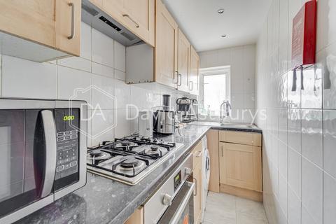 3 bedroom apartment to rent, Rochester Road, Camden Town, London