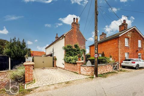 2 bedroom detached house for sale, Upper Street, Higham