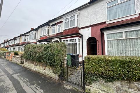 3 bedroom terraced house to rent, Galton Road, Smethwick B67