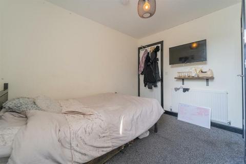 5 bedroom terraced house to rent, Brailsford Road, Manchester M14