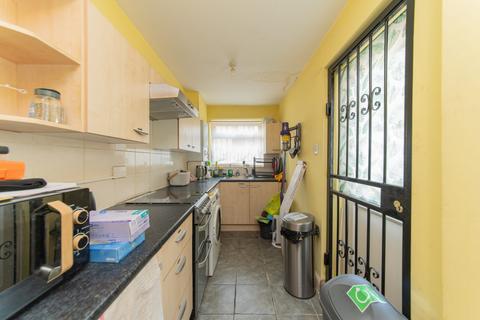 2 bedroom terraced house for sale, Alexandra Road, Hendon, NW4