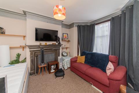 2 bedroom terraced house for sale, Alexandra Road, Hendon, NW4