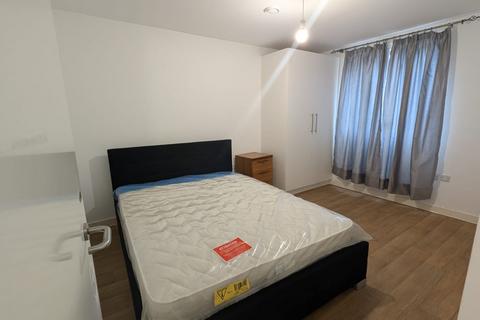 1 bedroom flat to rent, Flat 5, Lascelles House, 56 Thessaly Road, SW8 4XS