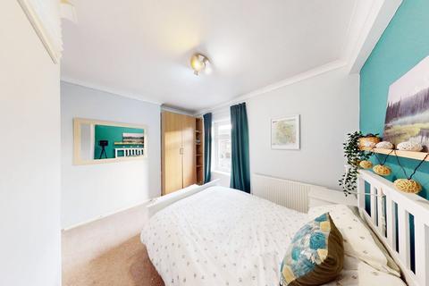 17 Barn Hill, Westhoughton, Bolton, BL5 3TD