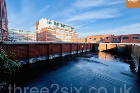1 bedroom apartment to rent, Platinum Apartments, Jewellery Quarter, B18