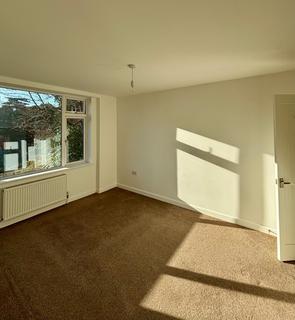 1 bedroom flat to rent, Branksome Wood Road, Bournemouth