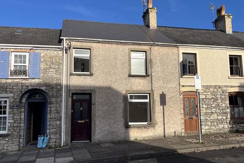 3 bedroom terraced house to rent, Eastgate, Cowbridge, CF71 7EL