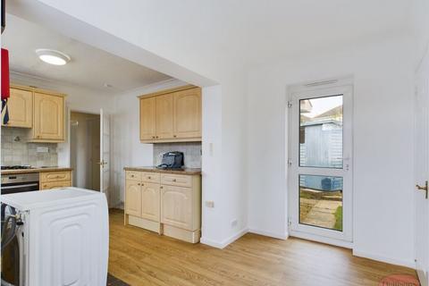 2 bedroom detached bungalow for sale, Mudeford, Christchurch