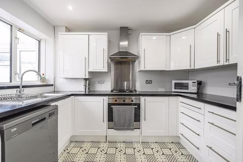 129 Hayes Lane, Kenley, CR8 5JR