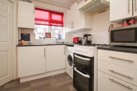 2 bedroom apartment to rent, Leeswood Avenue, Chorlton, Manchester, M21