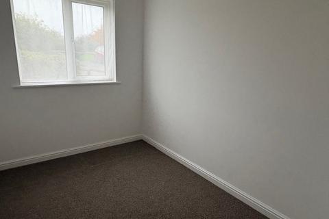 2 bedroom flat to rent, Grenville Road, Chafford Hundred