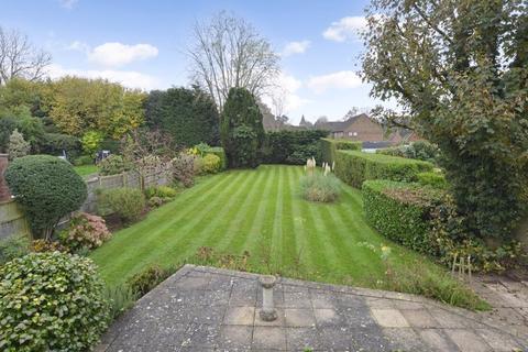 4 bedroom detached house for sale, Ockley Road, Cranleigh