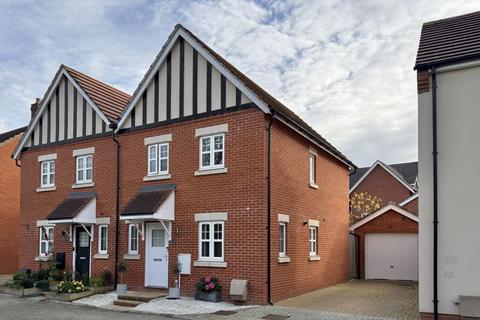 3 bedroom semi-detached house for sale, Roach Bank, Wantage