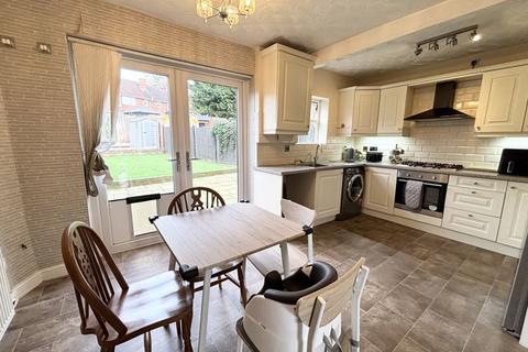 3 bedroom terraced house for sale, Cattermole Grove, Great Barr, Birmingham B43 7EH