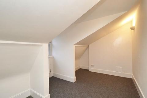 2 bedroom flat to rent, Mount Pleasant Avenue, Tunbridge Wells, TN1