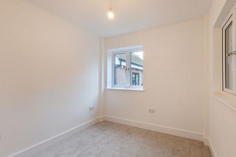 2 bedroom apartment for sale, Burrows Lane, Gomshall