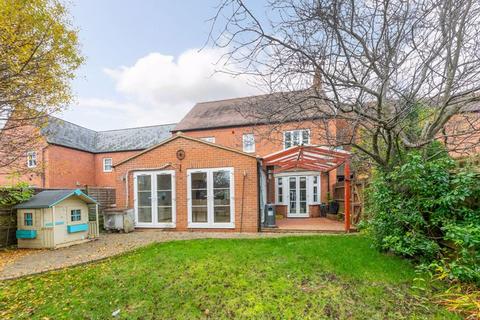 4 bedroom detached house for sale, Sage Close, Banbury - No onward chain