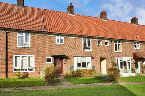 4 bedroom terraced house for sale, Gale Crescent, Banstead, Surrey, SM7