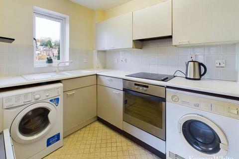 Studio for sale, Totteridge Avenue, High Wycombe