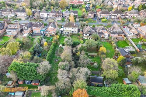 3 bedroom semi-detached house for sale, Berkeley Avenue, Chesham