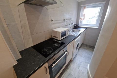 1 bedroom flat to rent, Mackintosh Place, Roath, Cardiff