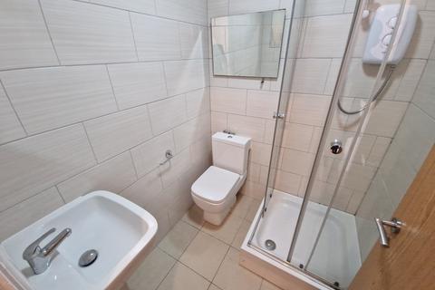 1 bedroom flat to rent, Mackintosh Place, Roath, Cardiff