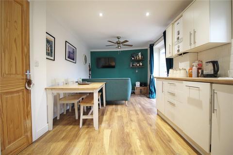 4 Broadgate Lane, Deeping St James, Peterborough, PE6 8NW