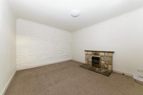 3 bedroom townhouse to rent, St Peter's Street, Stamford