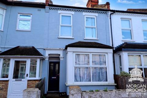 2 bedroom terraced house to rent, South Avenue, Southend-On-Sea