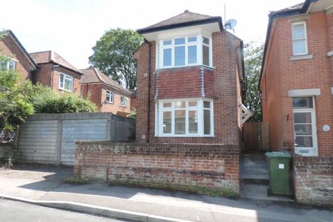 3 bedroom semi-detached house to rent, Heatherdeane Road, Highfield, Southampton, SO17