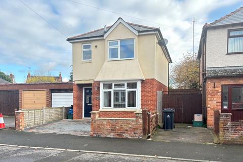 3 bedroom detached house for sale, Deans Way, Kingsholm,  Gloucester