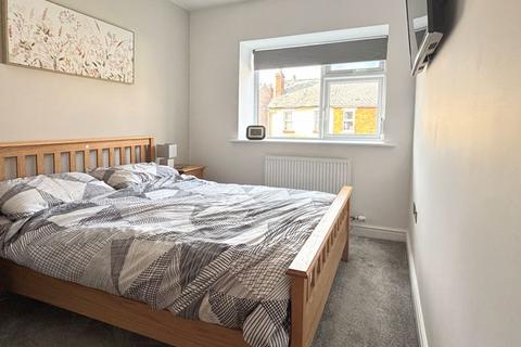 104 Deans Way, Gloucester, GL1 2QD