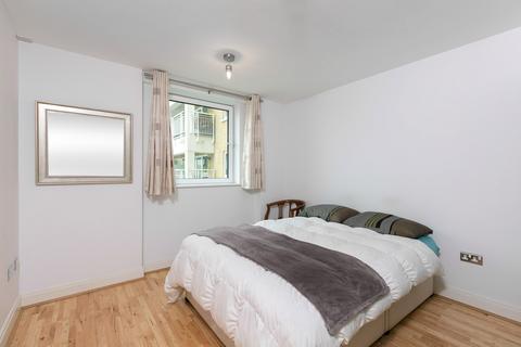 1 bedroom flat to rent, Oyster Wharf