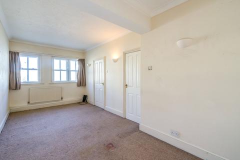 1 bedroom property to rent, Orchard Street, Chichester PO19