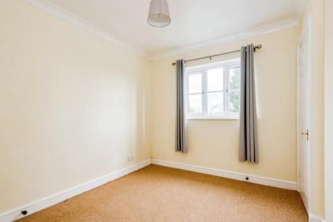 2 bedroom terraced house to rent, Clocktower Court