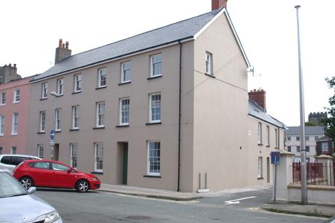 1 bedroom flat to rent, Apartment 4. 20 Hill Street. Haverfordwest. SA61 1QF