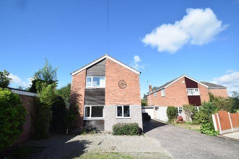 5 bedroom detached house to rent, 37 Pen-Y-Bryn Way