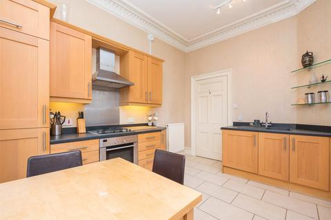 2 bedroom flat to rent, Murrayfield Avenue, Edinburgh, EH12