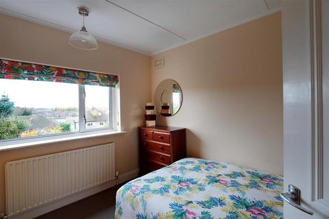 51 Pine Avenue, Gravesend, DA12 1QY